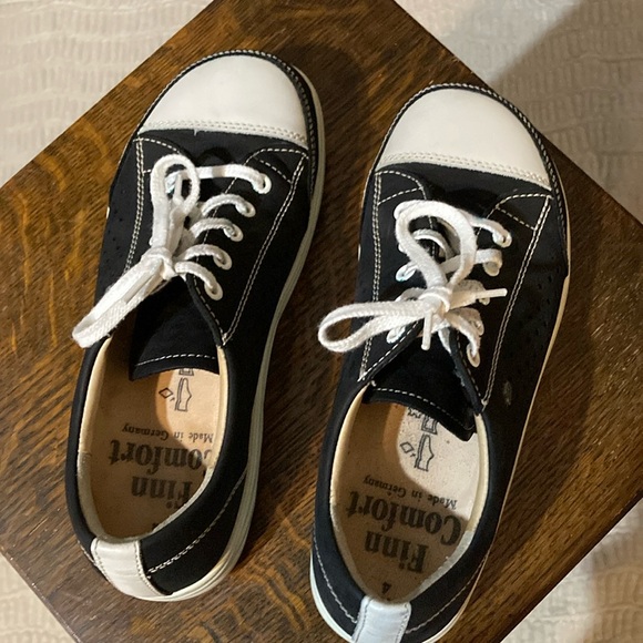 Finn Comfort Shoes - FIN COMFORT, size 4 (US 6)